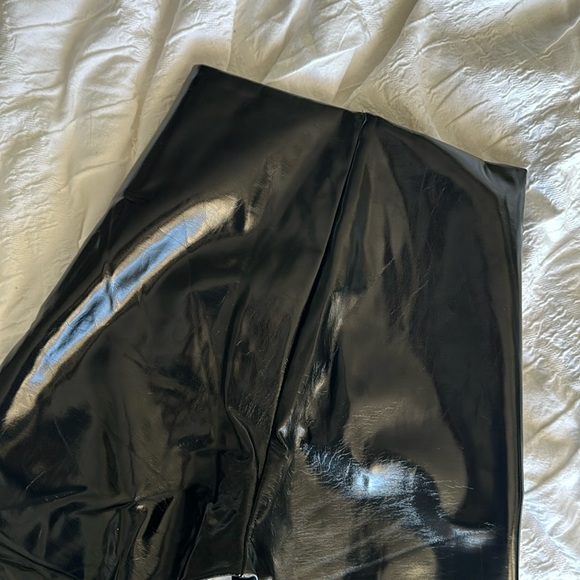 Commando Perfect Control Patent Leather Legging - Picture 6 of 6